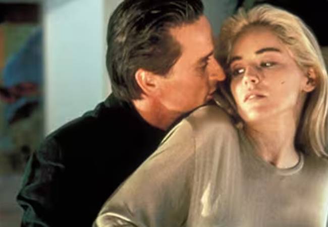 bajos instintos IBLIS MAGAZINE